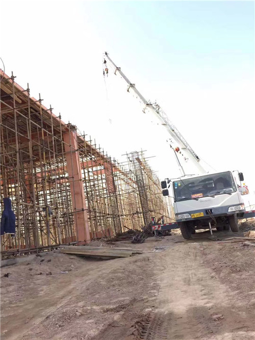 浚县吊车作业的安全注意事项有哪些？