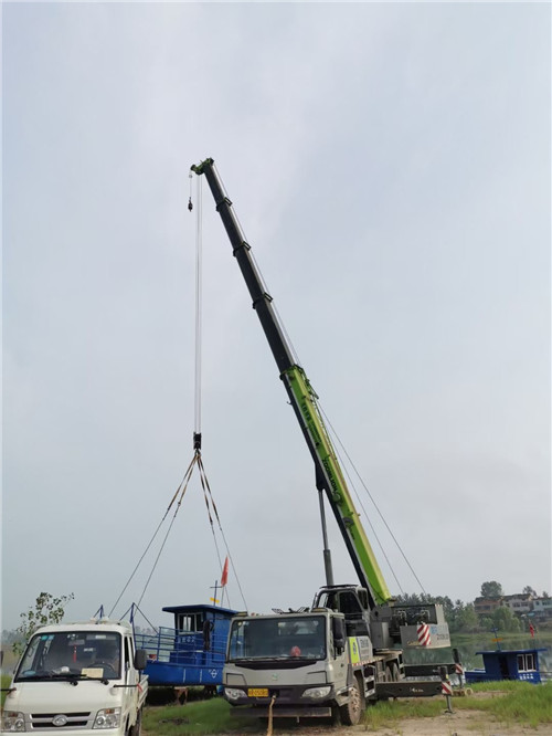 浚县桥梁建设吊装案例